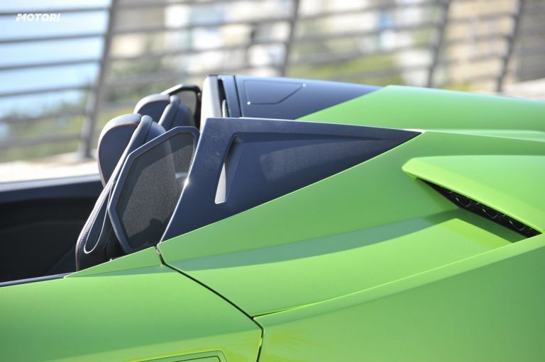 Lamborghini Huracán EVO Spyder: la prova su strada