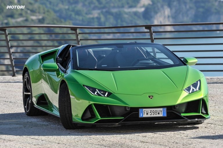 Lamborghini Huracán EVO Spyder: la prova su strada