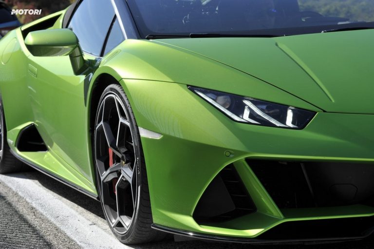 Lamborghini Huracán EVO Spyder: la prova su strada