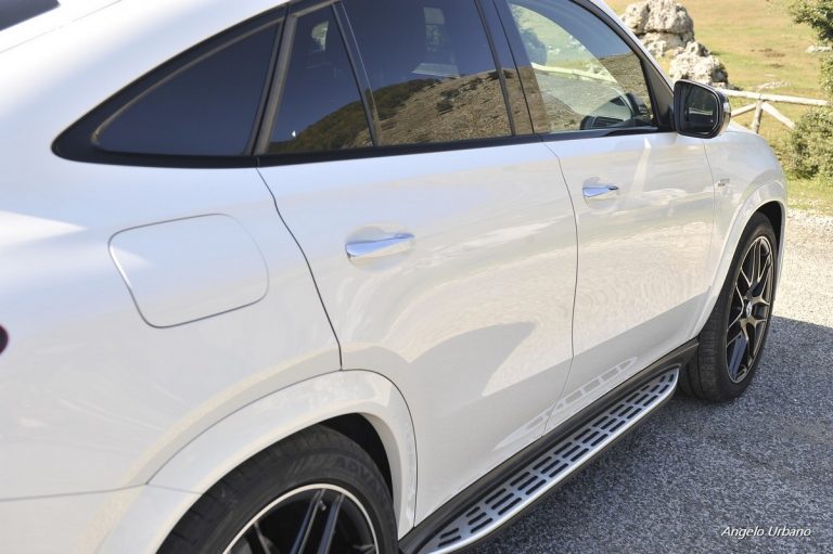 Audi A6 Allroad 55 TDI e Mercedes GLE Coupe 53 AMG: la prova su strada