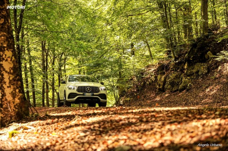 Audi A6 Allroad 55 TDI e Mercedes GLE Coupe 53 AMG: la prova su strada
