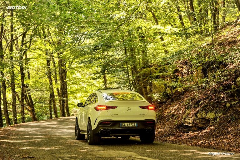 Audi A6 Allroad 55 TDI e Mercedes GLE Coupe 53 AMG: la prova su strada