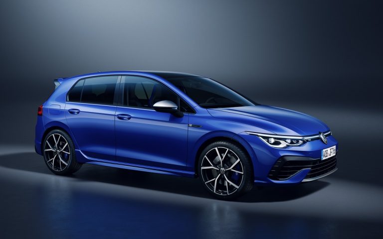 Nuova Golf 8 R 2021: immagini ufficiali