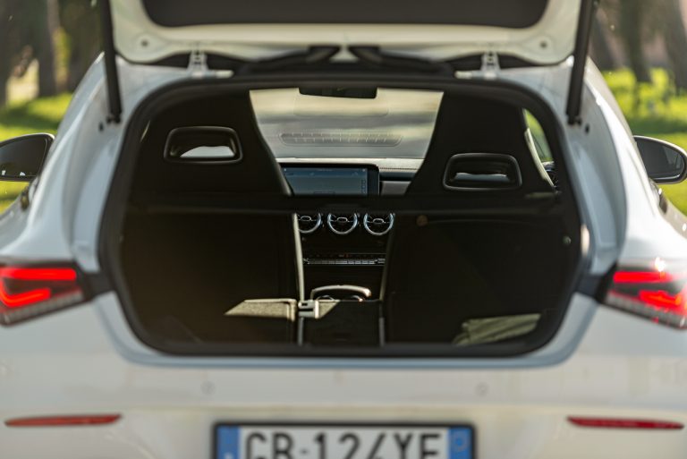 Mercedes Benz Cla Shooting- Brake: la prova su strada