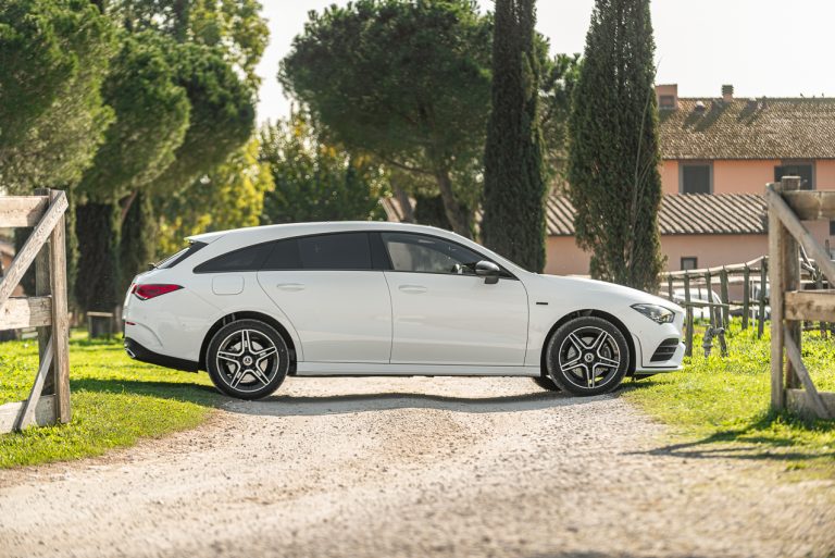 Mercedes Benz Cla Shooting- Brake: la prova su strada