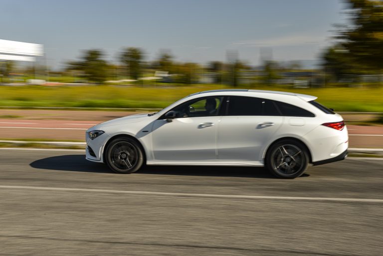 Mercedes Benz Cla Shooting- Brake: la prova su strada