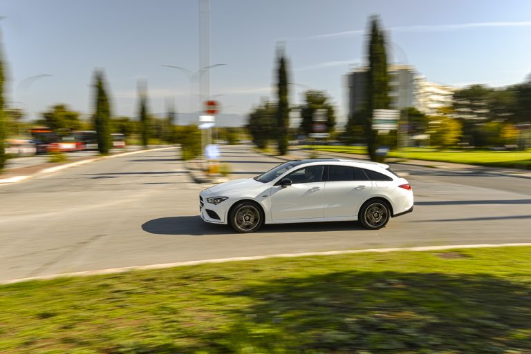 Mercedes Benz Cla Shooting- Brake: la prova su strada