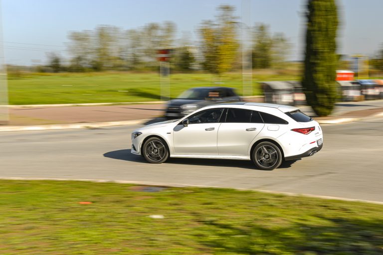 Mercedes Benz Cla Shooting- Brake: la prova su strada