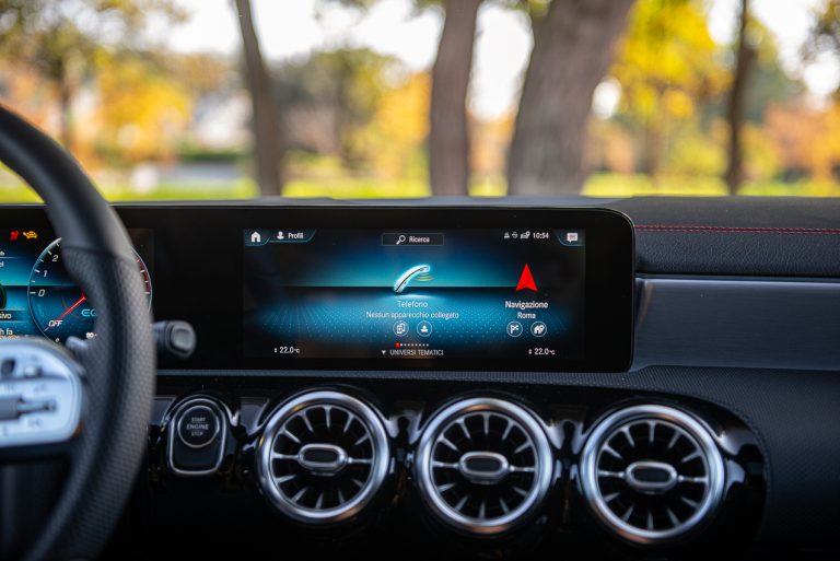 Mercedes Benz Cla Shooting- Brake: la prova su strada