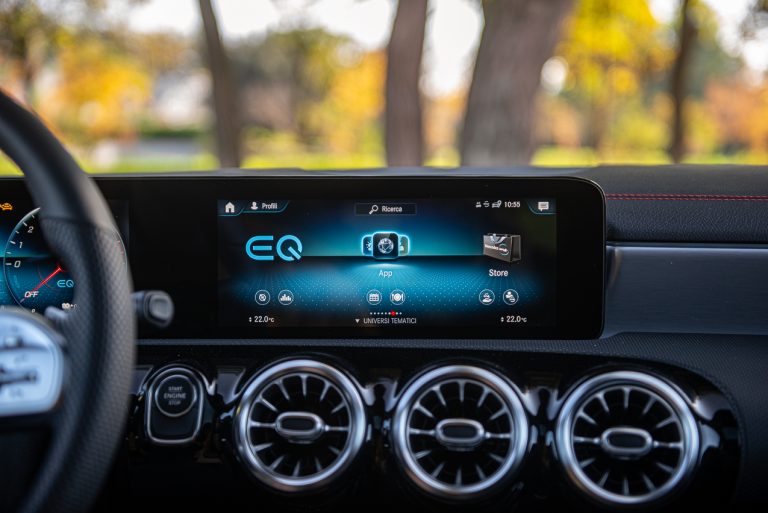 Mercedes Benz Cla Shooting- Brake: la prova su strada