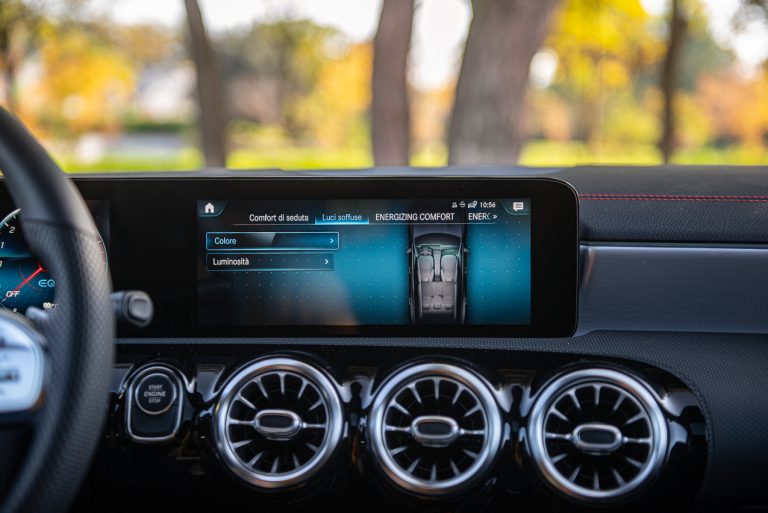 Mercedes Benz Cla Shooting- Brake: la prova su strada
