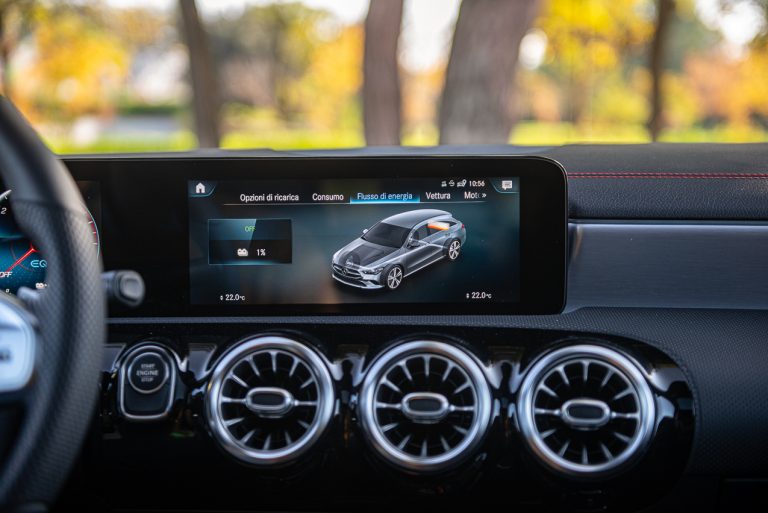 Mercedes Benz Cla Shooting- Brake: la prova su strada