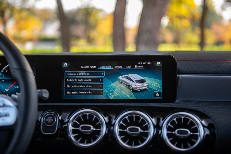 Mercedes Benz Cla Shooting- Brake: la prova su strada