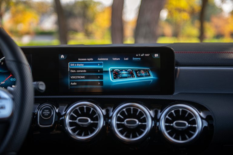Mercedes Benz Cla Shooting- Brake: la prova su strada