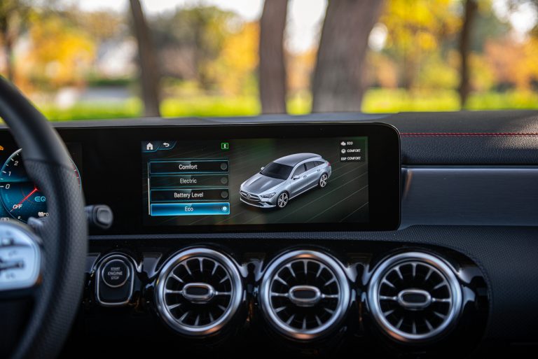 Mercedes Benz Cla Shooting- Brake: la prova su strada