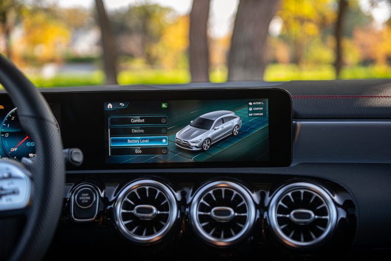 Mercedes Benz Cla Shooting- Brake: la prova su strada