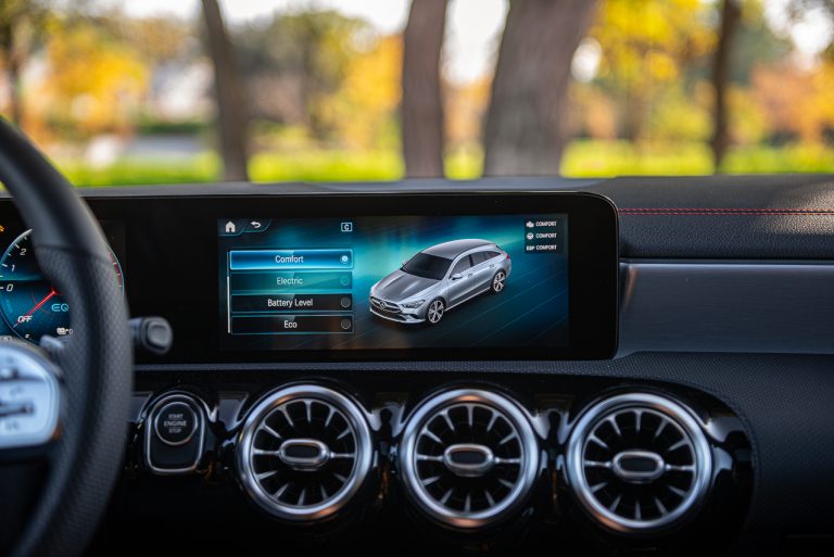 Mercedes Benz Cla Shooting- Brake: la prova su strada