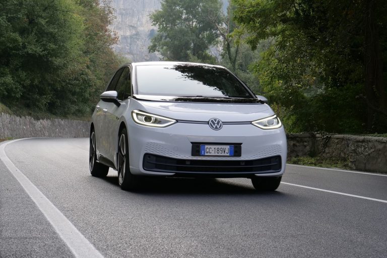 Volkswagen ID.3: prima prova su strada