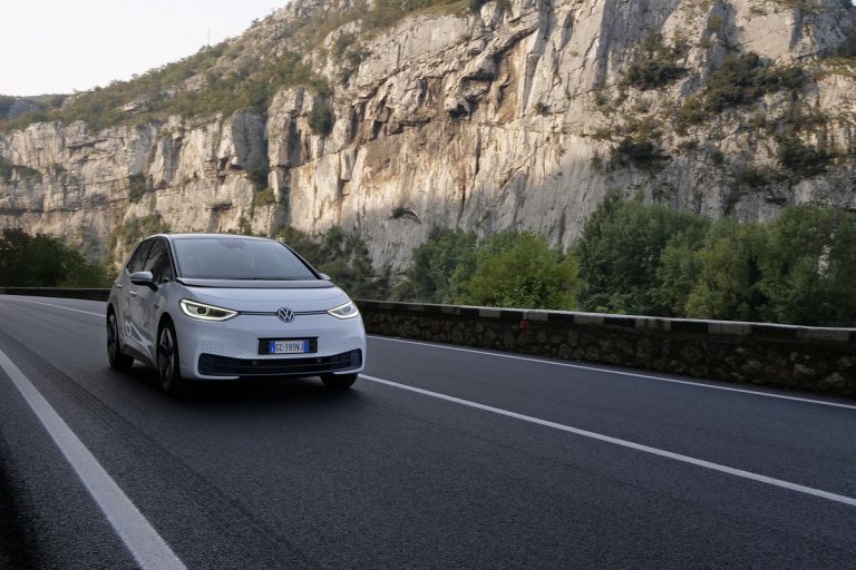 Volkswagen ID.3: prima prova su strada