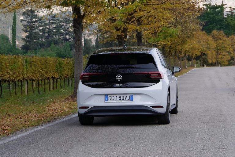 Volkswagen ID.3: prima prova su strada