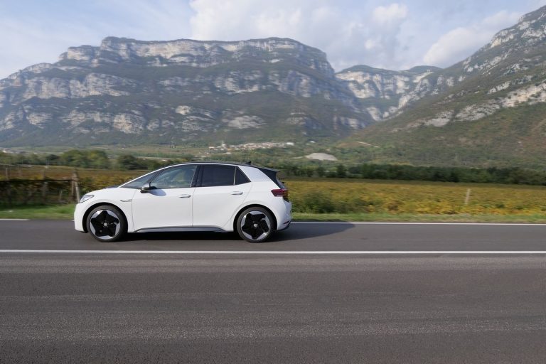 Volkswagen ID.3: prima prova su strada
