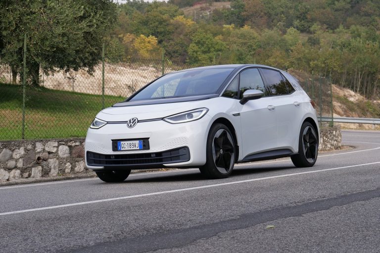 Volkswagen ID.3: prima prova su strada