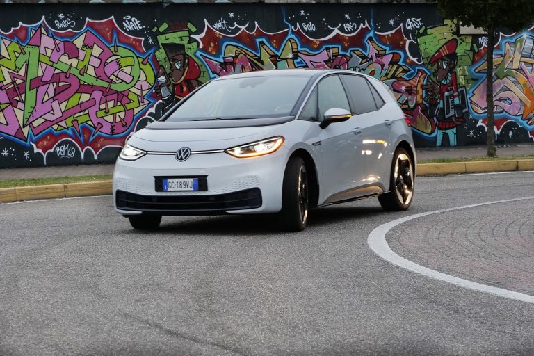 Volkswagen ID.3: prima prova su strada