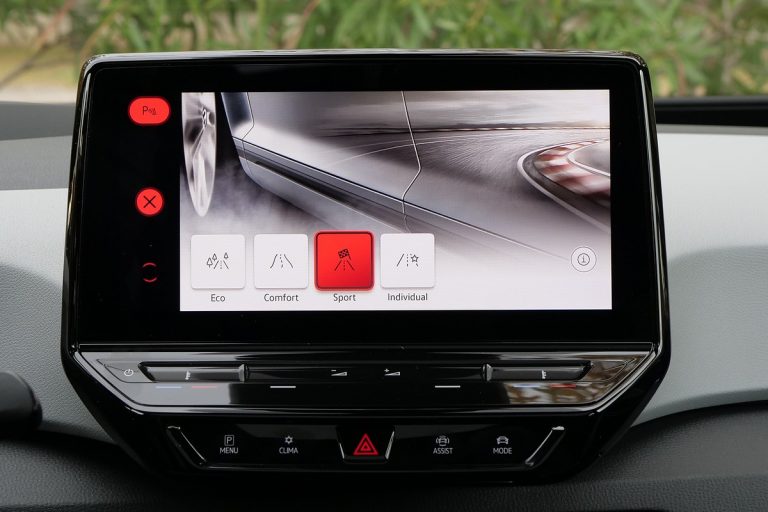 Volkswagen ID.3: prima prova su strada