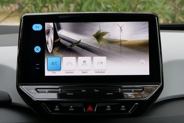Volkswagen ID.3: prima prova su strada