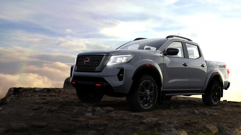 Nuovo Nissan Navara: immagini ufficiali