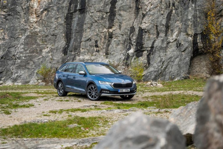 Skoda Octavia Scout 2021: immagini ufficiali