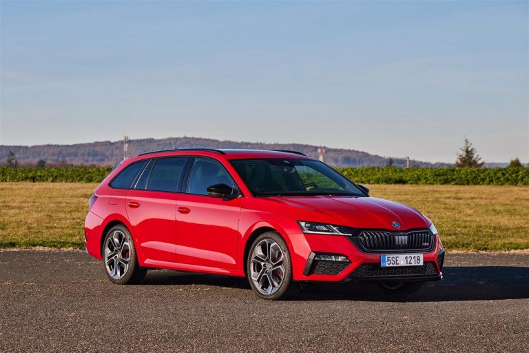 Skoda Octavia RS 2021: immagini ufficiali
