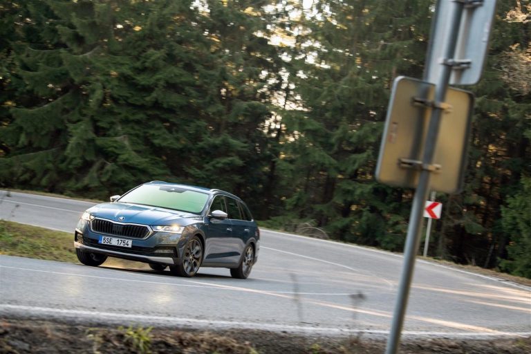 Skoda Octavia Scout 2021: immagini ufficiali