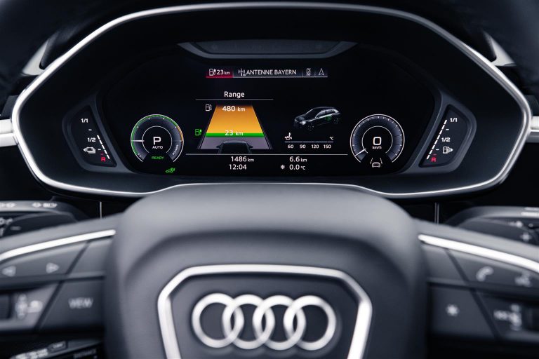 Audi Q3 e Audi Q3 Sportback TFSI e 2021: immagini ufficiali