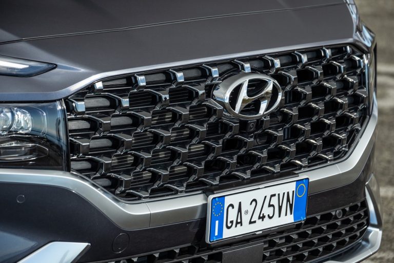 Hyundai Santa Fe 20th Anniversary 2021: immagini ufficiali