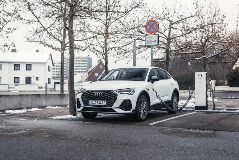 Audi Q3 e Audi Q3 Sportback TFSI e 2021: immagini ufficiali
