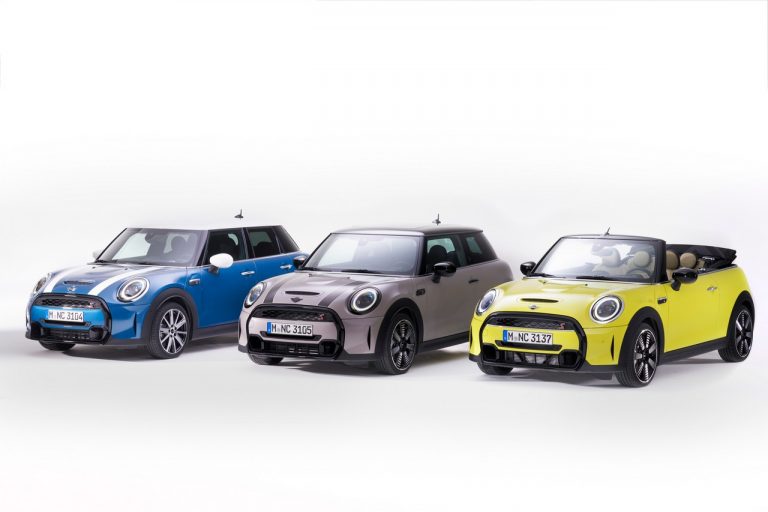 Mini 3 porte, Mini 5 porte e Mini Cabrio 2021: immagini ufficiali