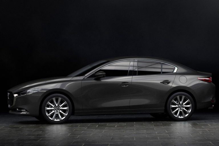 Mazda3 Sedan 2021: immagini ufficiali