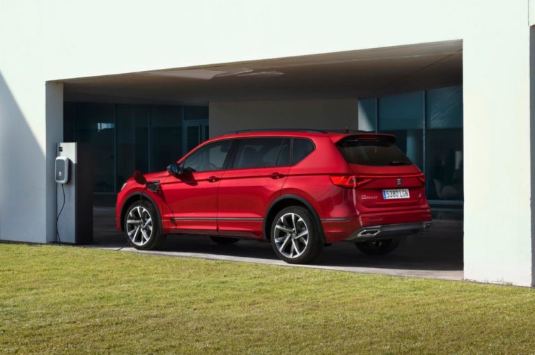 Seat Tarraco e-Hybrid 2021: immagini ufficiali