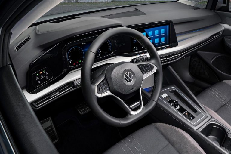 Volkswagen Golf Variant e Alltrack 2021: immagini ufficiali
