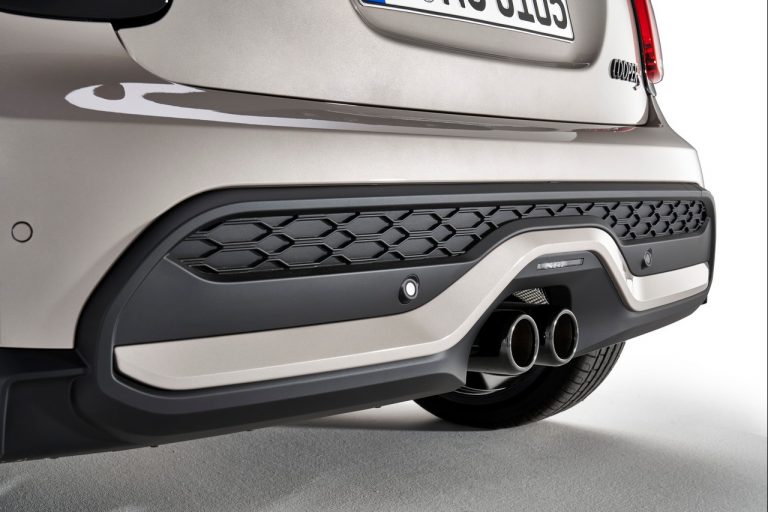 Mini 3 porte, Mini 5 porte e Mini Cabrio 2021: immagini ufficiali