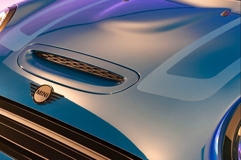 Mini 3 porte, Mini 5 porte e Mini Cabrio 2021: immagini ufficiali