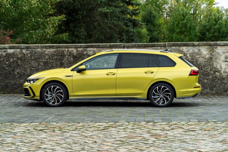 Volkswagen Golf Variant e Alltrack 2021: immagini ufficiali