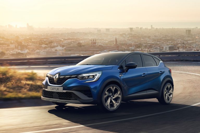 Renault Captur RS Line 2021: immagini ufficiali