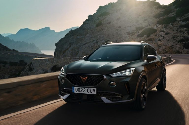 Cupra Formentor VZ 1.4 e-Hybrid 245 CV DSG 2021: immagini ufficiali
