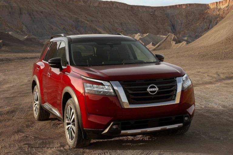 Nissan Pathfinder 2021: immagini ufficiali