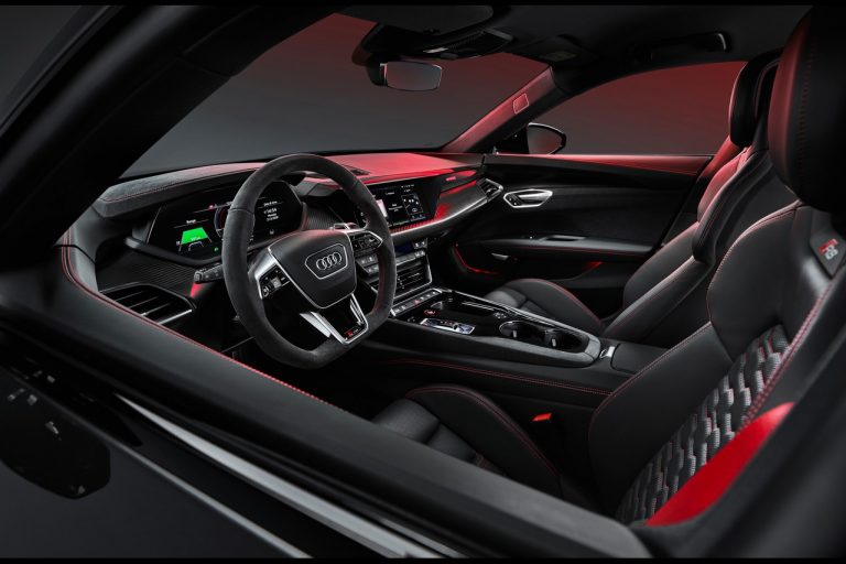Audi e-tron GT 2021: immagini ufficiali