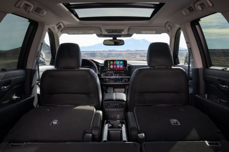 Nissan Pathfinder 2021: immagini ufficiali
