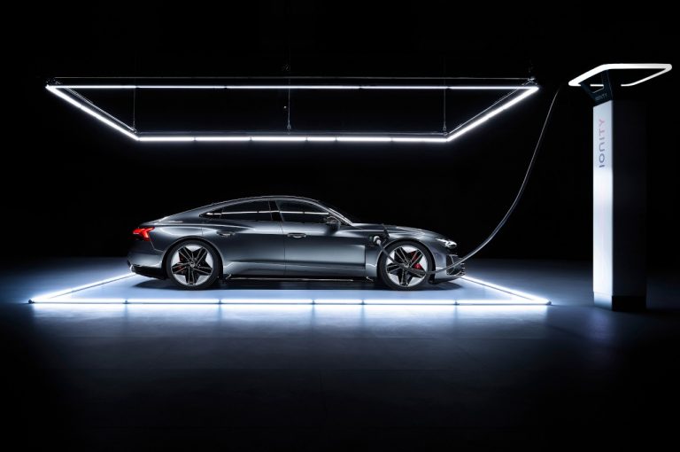 Audi e-tron GT 2021: immagini ufficiali