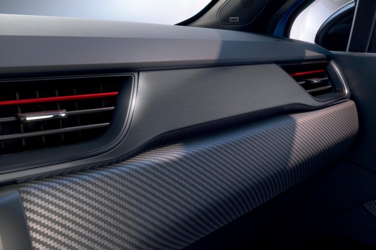 Renault Captur RS Line 2021: immagini ufficiali